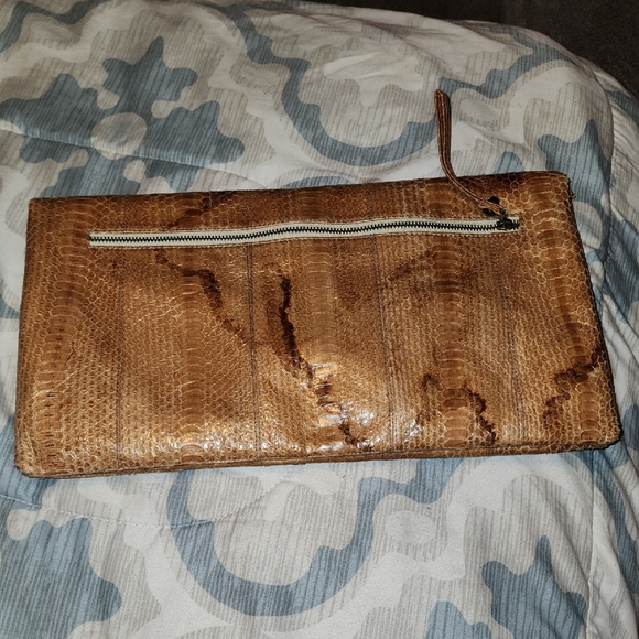 Elegant Brown Clutch - Picture 6 of 8